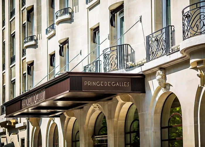 Prince de Galles, un hôtel Luxury Collection, Paris